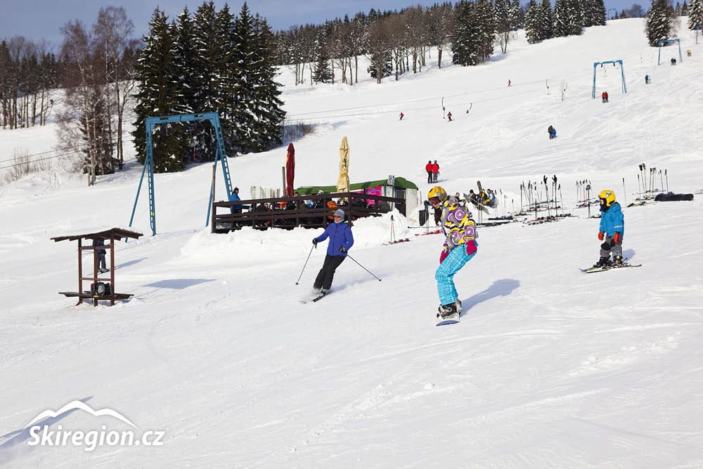 Skiare L Studenov Rokytnice Nad Jizerou Skiregion Cz Krkono E